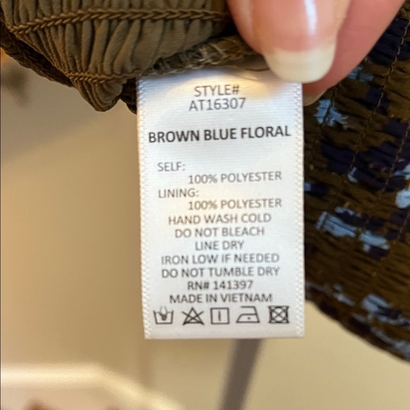 ASTR Brown/Olive and Blue Floral Blouse - Picture 10 of 11